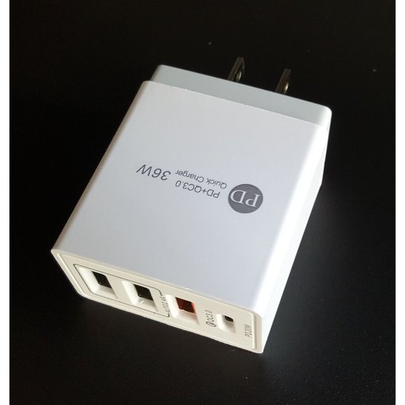 Fast PD Wall Charger 4 Ports for iPhone, Samsung, Type C fast charging - Picture 5 of 5